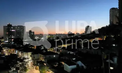 Apartamento com 3 dormitórios sendo 2 suítes á venda em Santana.