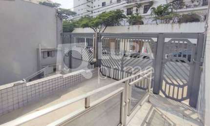 Sobrado com 4 dormitórios sendo 1 suíte á venda em Santana