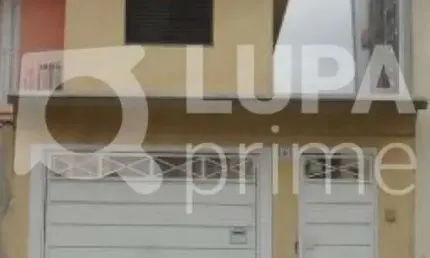 CASA COM 2 ANDARES 3 DORMITÓRIOS 250 M2 DE ÁREA TOTAL - EM SANTANA