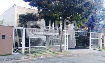 CASA ALTO PADRÃO 700 M2 DE ÁREA TOTAL - PALMAS DO TREMEMBÉ
