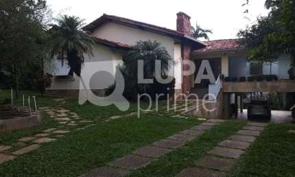 Casa térrea com 434 m² de construção à venda no Tremembé!