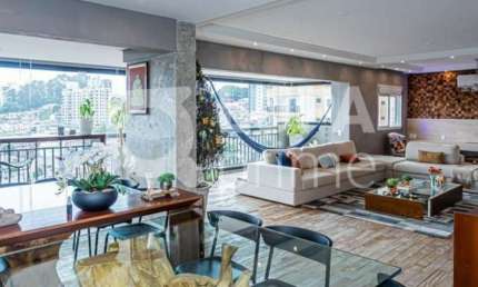 Apartamento com 4 dormitórios sendo 3 suítes á venda em Santana