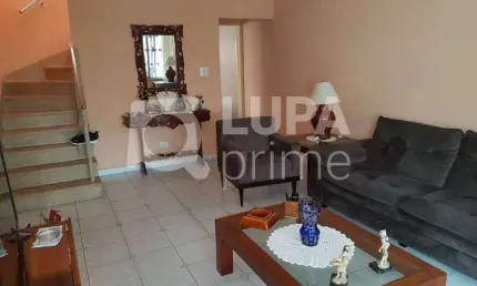 Sobrado com  de  3 dormitórios  á venda no jardim frança