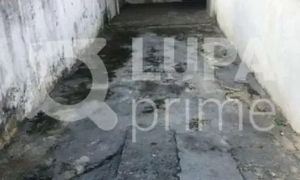 Casa Térrea com 3 dormitórios á venda no Jardim das Rosas