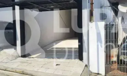 Sobrado com 3 dormitórios sendo 1 suíte á venda na Vila Ede