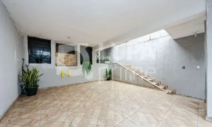 Casa térrea com 3 dormitórios à venda na Vila Nova Cachoeirinha!