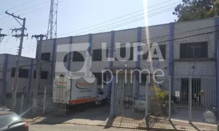 Prédio à venda na Rua Antônio Ribeiro de Morais, 362, Vila Carbone, São Paulo