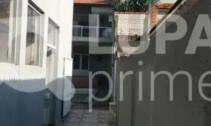 Prédio Comercial com 228 metros para locação na Água Fria