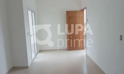 Apartamento com 2 dormitórios á venda em Jardim São Paulo