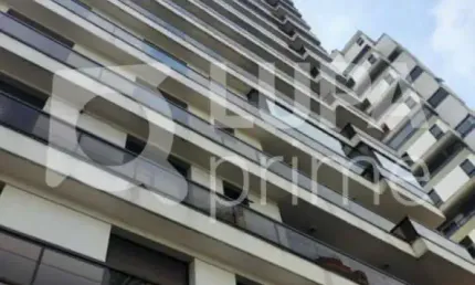 Apartamento com 4 dormitórios sendo 2 suítes á venda em Santana