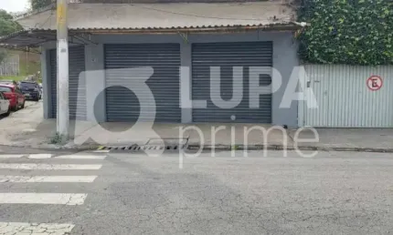 Casa Térrea com 3 dormitórios sendo 2 suítes a venda na Vila Romero