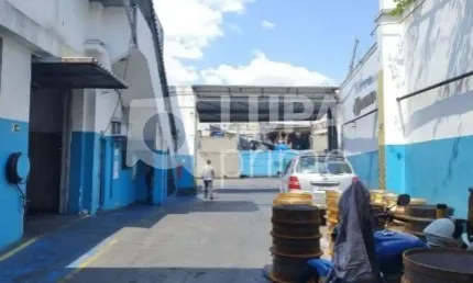 Galpão comercial com 3.200 metros para locação na  Vila Maria