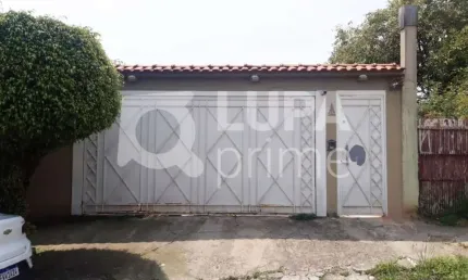 Sobrado com 2 dormitórios á venda no Parque casa de Pedra!