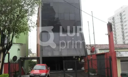 Prédio comercial com 5 pavimentos para locação em Santana!