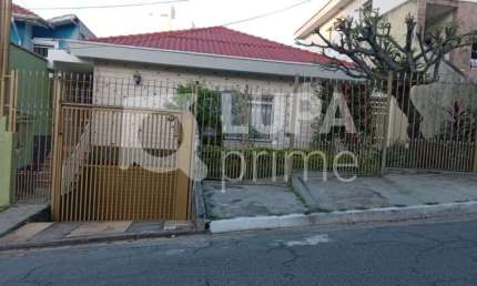 Casa Térrea com 3 dormitórios sendo 1 suíte á venda no Jardim São Paulo