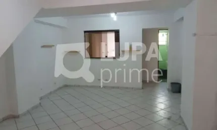 Casa Térrea com 1 dormitório para locação em Santana
