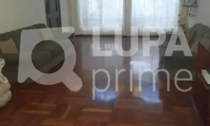 Sobrado com 4 dormitórios sendo 2 suítes á venda no Parque Jabaquara