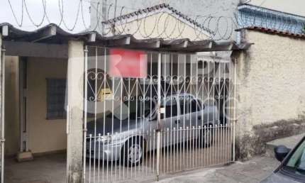 Casa térrea com 1 dormitório á venda na Parada Inglesa!
