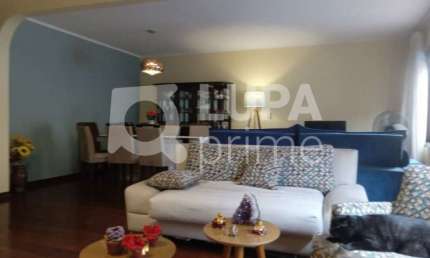 Casa com 4 dormitórios sendo 2 suítes à venda no Imirim!