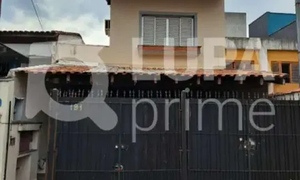 CASA COM 3 QUARTOS E 4 VAGAS DE GARAGEM À VENDA NA VILA GUSTAVO