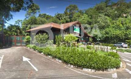 Sobrado em Condomínio Fechado  a venda no Parque Petrópolis!