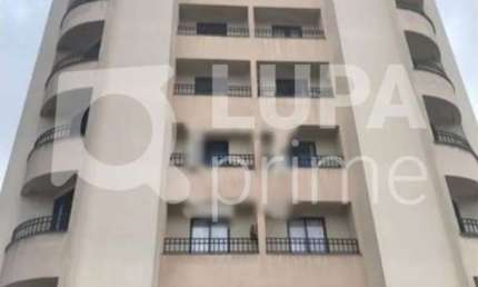 Apartamento com 2 dormitórios sendo 1 suíte á venda na Água Fria