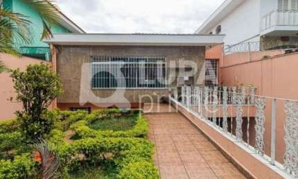 Casa térrea com 5 dormitórios sendo 2 suítes á venda na Parada Inglesa