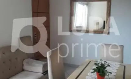 Apartamento com 2 dormitórios á venda na Vila Amália