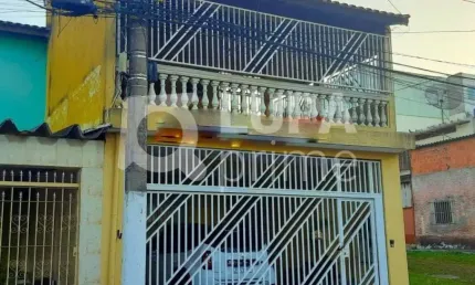 Sobrado com 3 dormitórios á venda no Parque Casa De Pedra