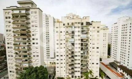 Apartamento com 3 dormitórios sendo 3 suítes á venda em Santana.