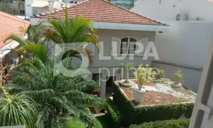 Sobrado à venda com 4 dormitórios no Jardim França!