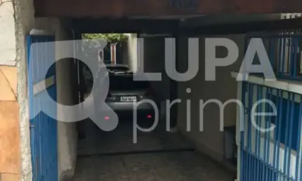 Casa Térrea com 3 dormitórios sendo 1 suíte à venda em Santana