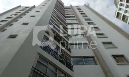 Apartamento com 3 dormitórios sendo 1 suíte á venda em Pinheiros!