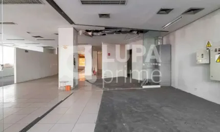 Conjunto Comercial com 700 metros para locação na Vila Prudente