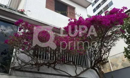 Casa com 4 quartos à venda na Rua Zulmira, 75, Vila Paiva, São Paulo