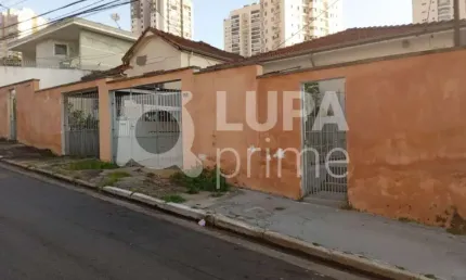 Terreno à venda na Rua Dona Martinha, 257, Santa Teresinha, São Paulo