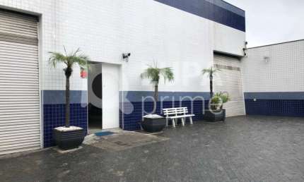 Prédio comercial com 1000m² para locação - Vila Albertina