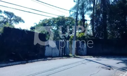Terreno de 1064 de área total no bairro barro branco!