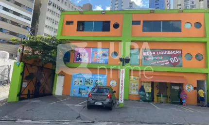 Prédio Comercial com 4 pavimentos à venda em Santana!