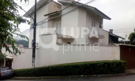 Casa com 4 quartos à venda na Rua Manoel Soares, 11, Jardim Virgínia Bianca, São Paulo
