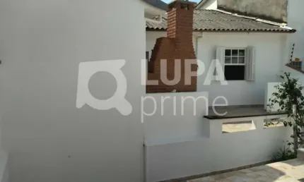 Bela Casa Térrea com 100m² á venda no Jd. França !!!