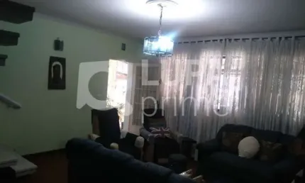 SOBRADO COM 3 QUARTOS E 3 VAGAS DE GARAGEM A VENDA NA VILA MEDEIROS
