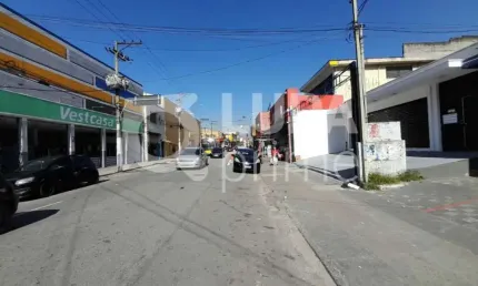 Prédio Comercial com 360 metros para locação na Vila Taquari