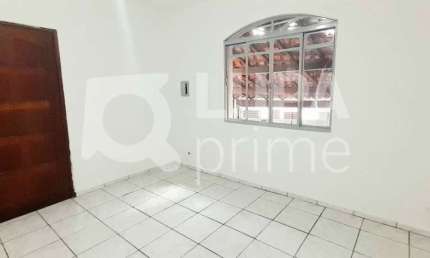 Casa com 3 quartos à venda na Rua Gil Vicente, 48, Vila Dionisia, São Paulo