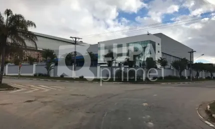 Galpão com 10.000 metros para locação em guarulhos!