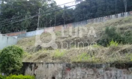 Terreno à venda na Rua Maria Lopes, 250, Vila Rosa, São Paulo