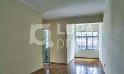 APARTAMENTO COM 2 QUARTOS E 1 VAGA DE GARAGEM À VENDA NA CASA VERDE