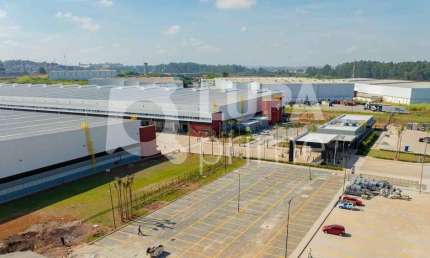 GALPÃO COMERCIAL COM 2.198M² PARA LOCAÇÃO EM CUMBICA