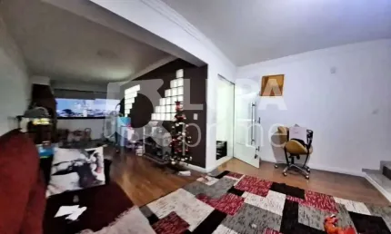 CASA COM 2 QUARTOS E 2 VAGAS DE GARAGEM À VENDA NA PARADA INGLESA
