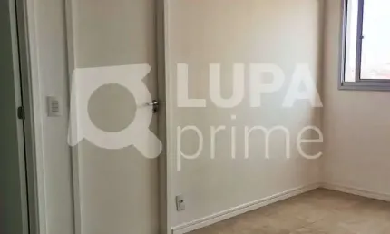 Apartamento com 2 quartos e 1 vaga de garagem à venda na penha